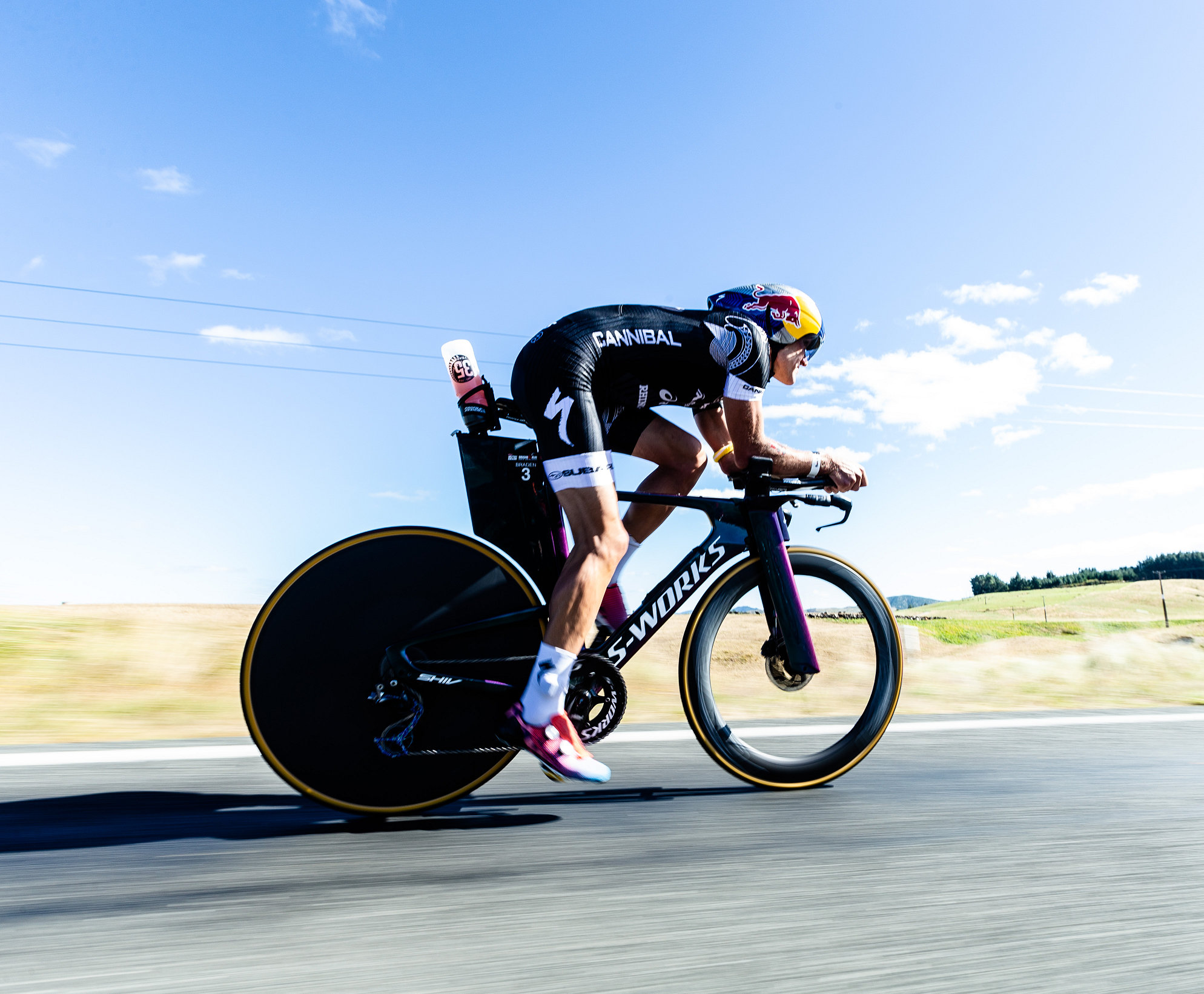 CANNIBAL AUSTRALIA SINCE 1989 SPORTS AND CUSTOM APPAREL